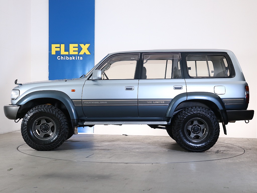 3インチリフトアップのため、大迫力な1台！