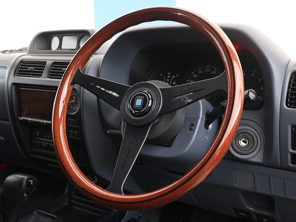 ナルディステアリング！