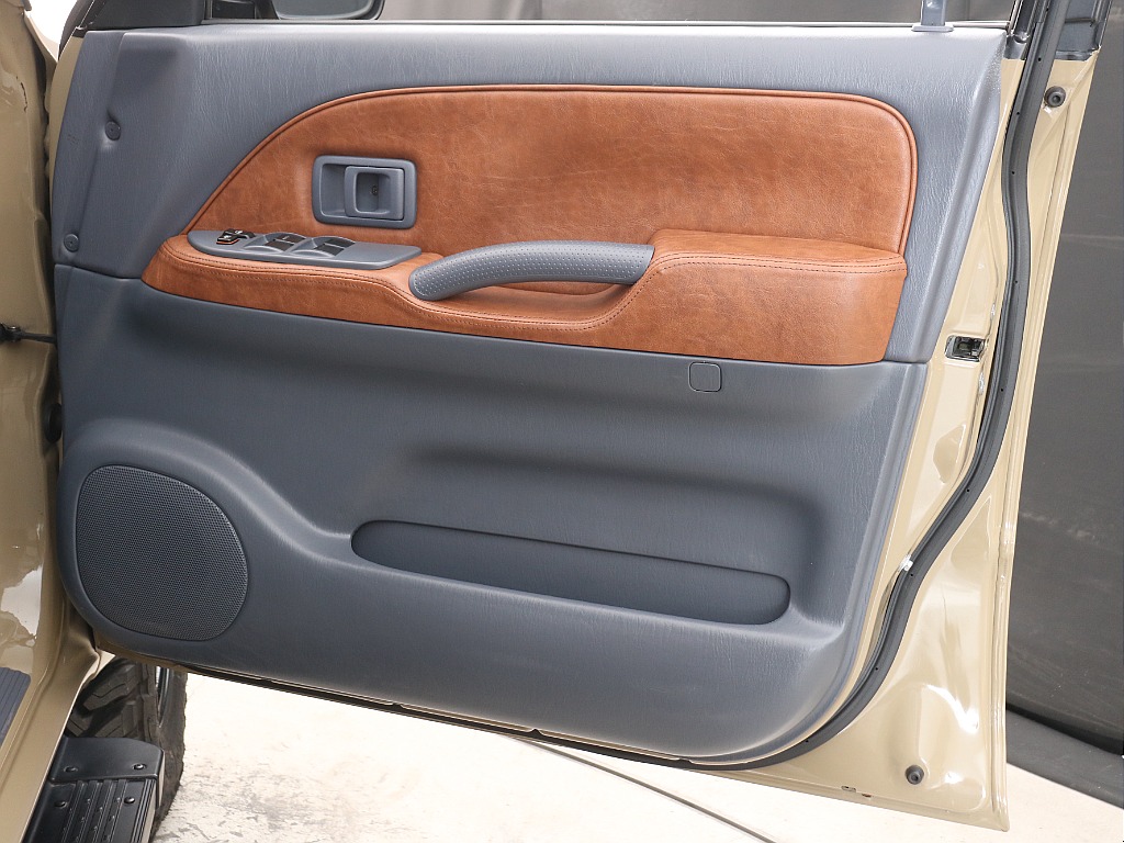 運転席ドアリム！