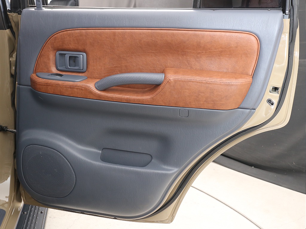 右後ろドアリム！