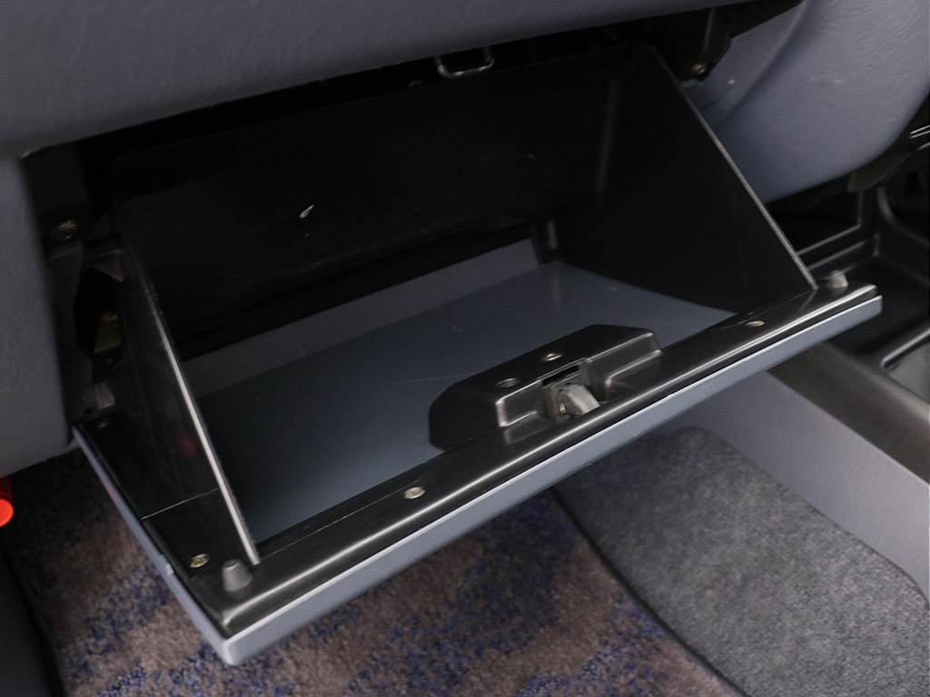 グローブボックス！