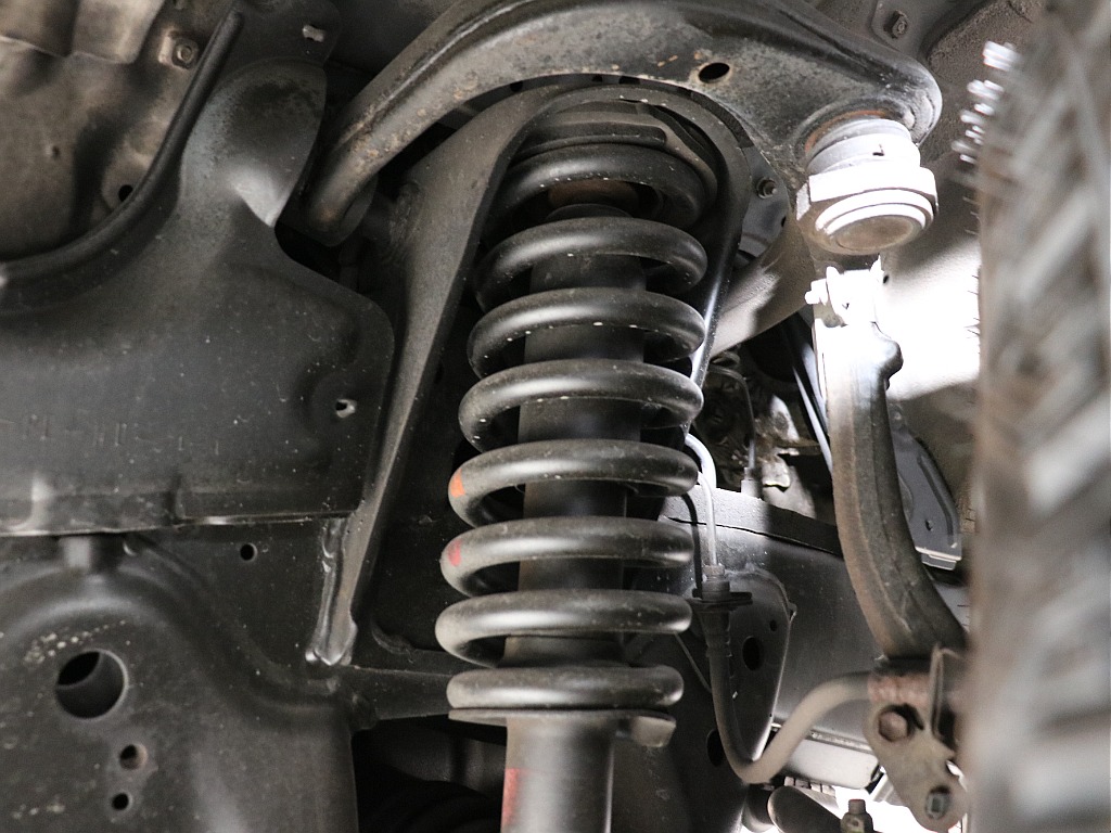 リフトアップカスタムなども承っています！