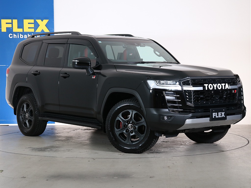 専用のエクステリアが、タフな印象のGR-スポーツグレード！