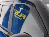 サイドバイザー付きのお車です！