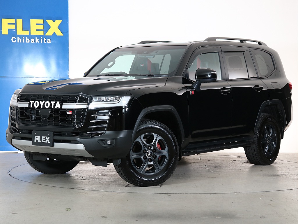 ランクル３００のGR-スポーツグレード入庫！専用のエクステリア＆インテリア、装備が【おもてなし】してくれます♪