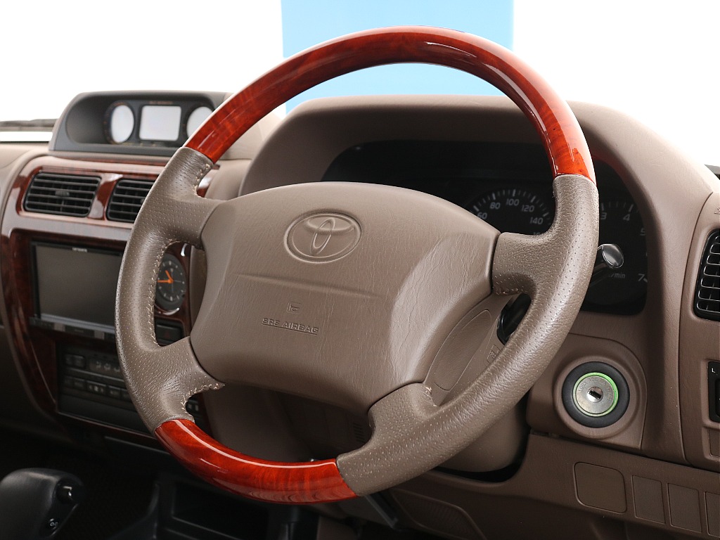 ウッドコンビステアリング！