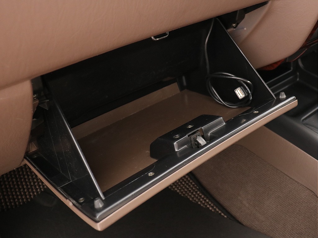 グローブボックス！