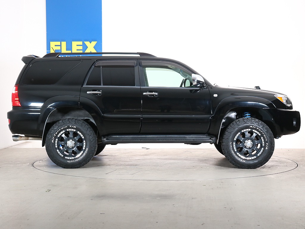 ブラックのボディーカラーと、各部メッキアウターが相性ＧＯＯＤ！