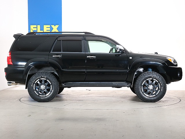 ブラックのボディーカラーと、各部メッキアウターが相性ＧＯＯＤ！