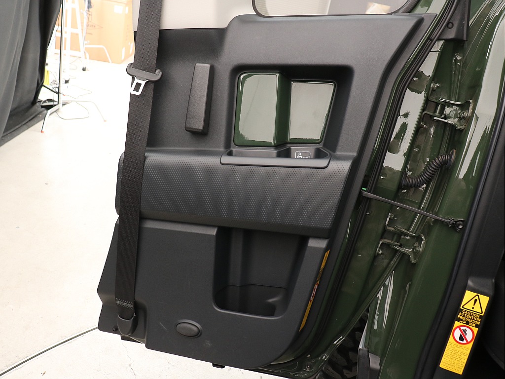 右後ろドアトリム！