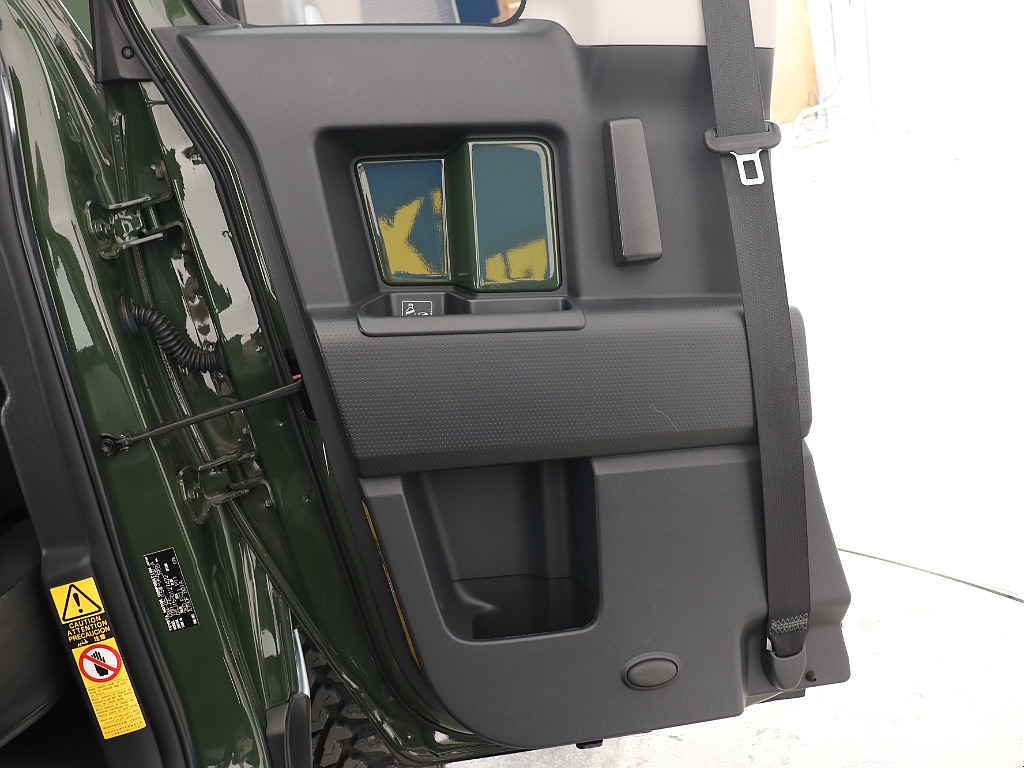 左後ろドアトリム！