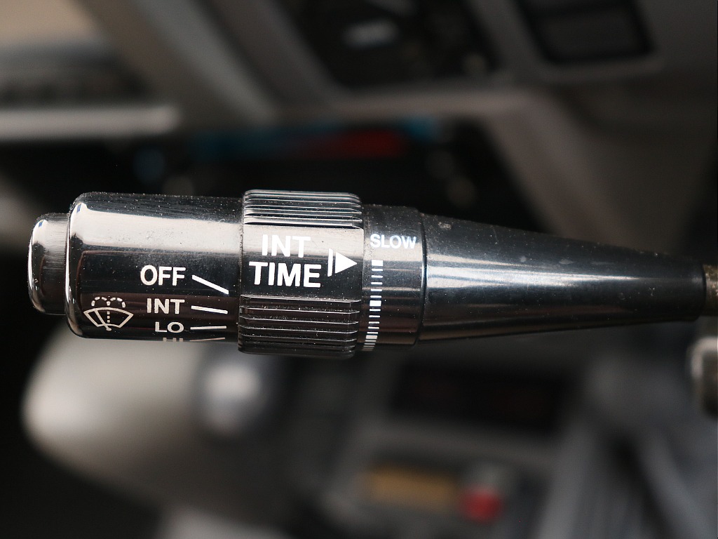 ワイパーレバースイッチ！