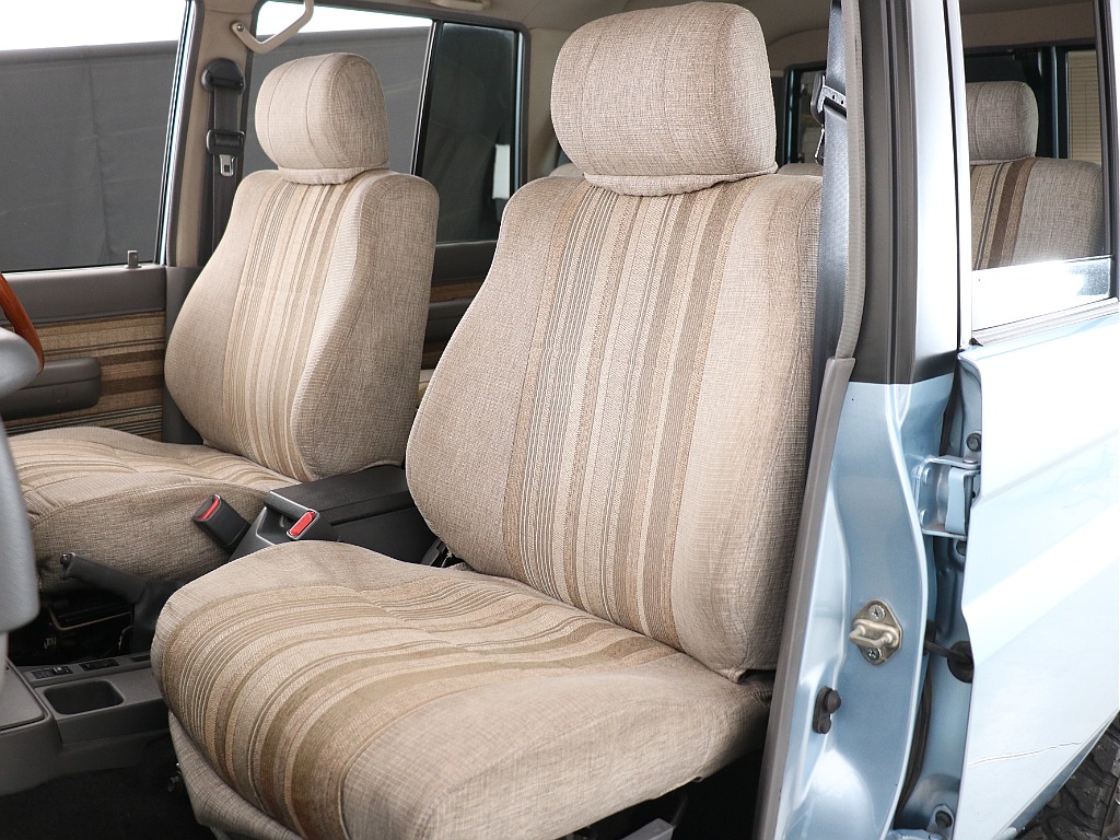 助手席シート！