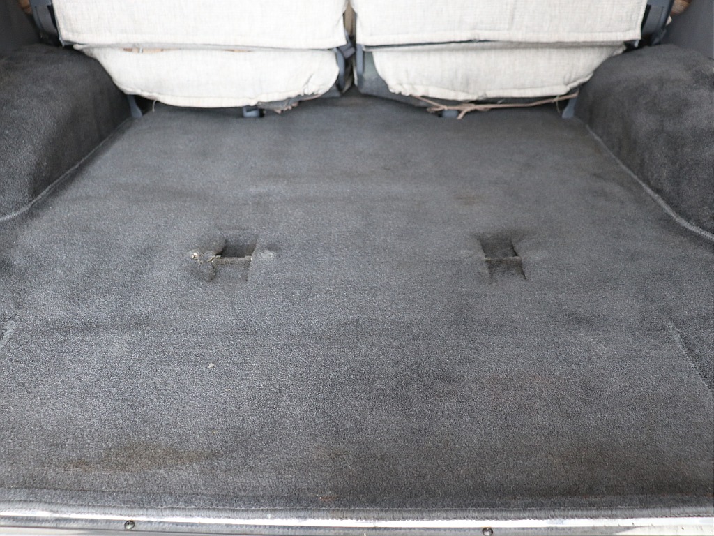 ラゲッジスペース中央！