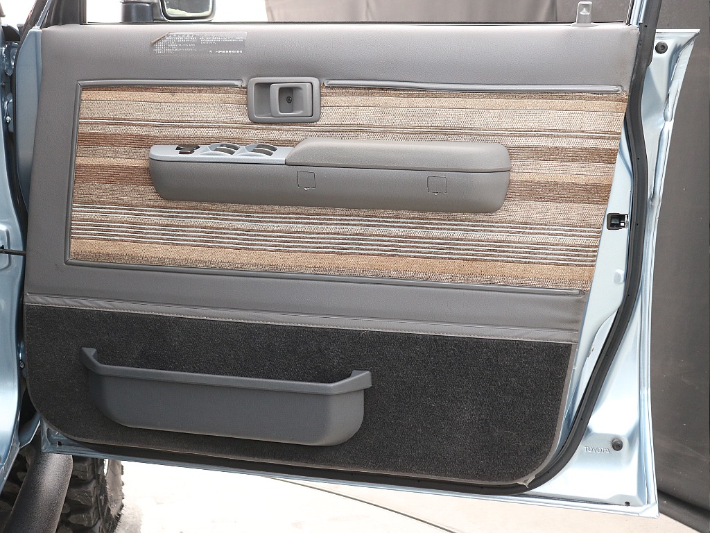 運転席ドアリム！