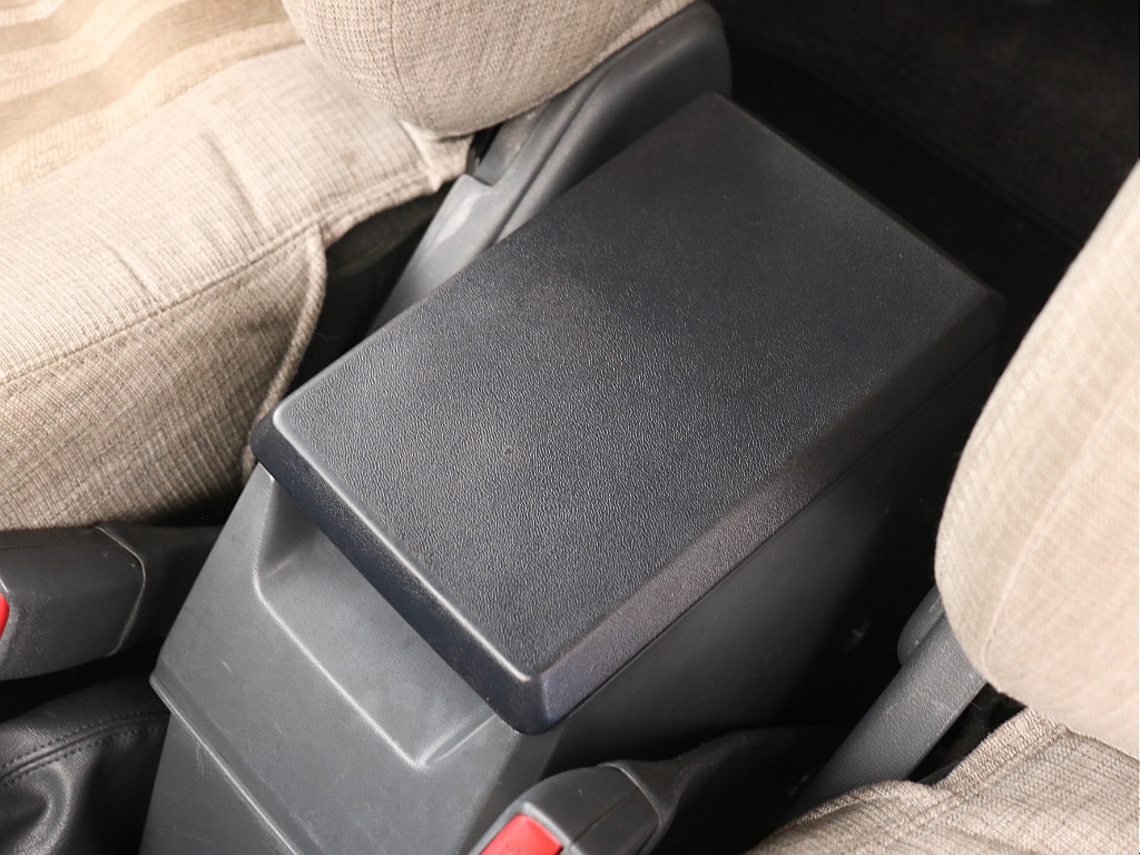 センターアームレスト！