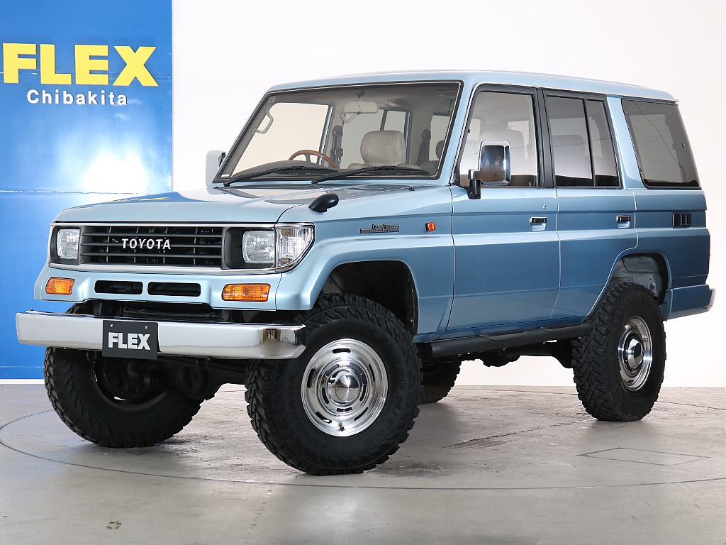 買取直販にてブルーメタリックにオールペイント済みの78プラド入庫致しました♪