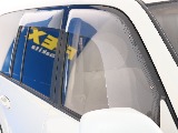 サイドバイザー付きの車両になります！