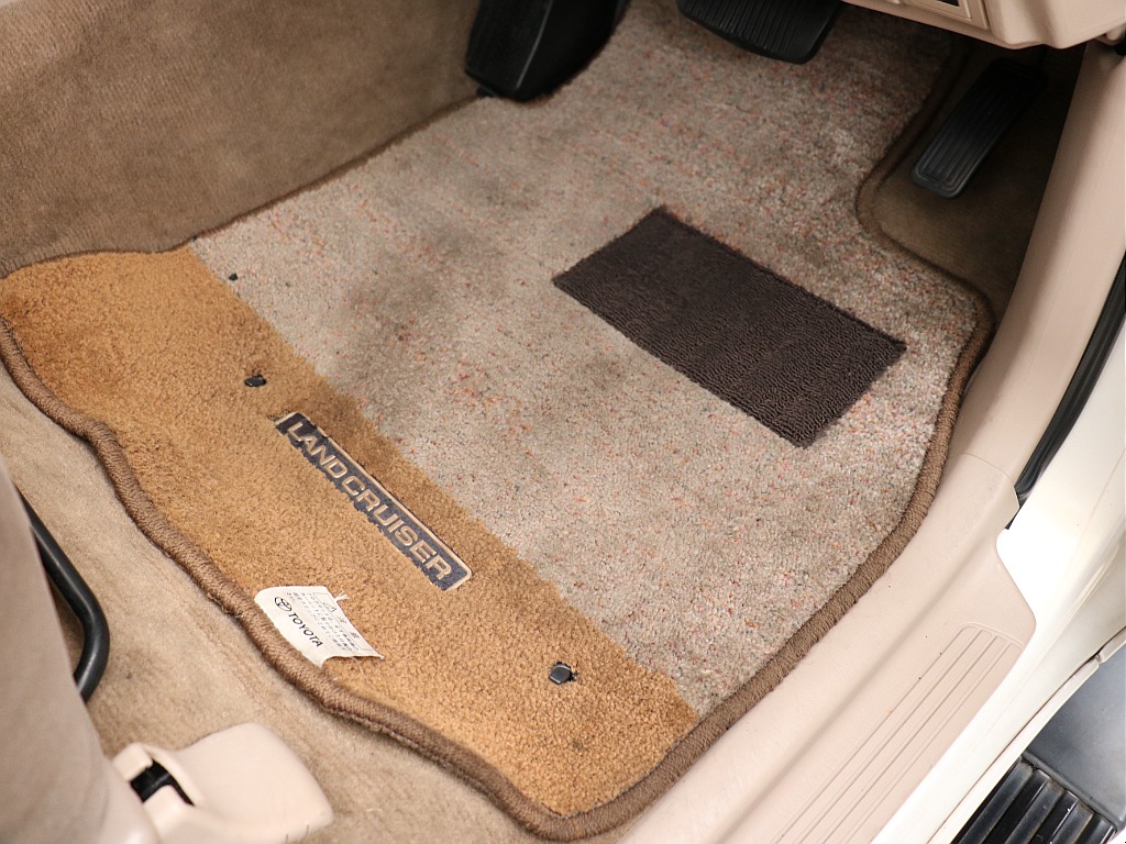 運転席用フロアマット！