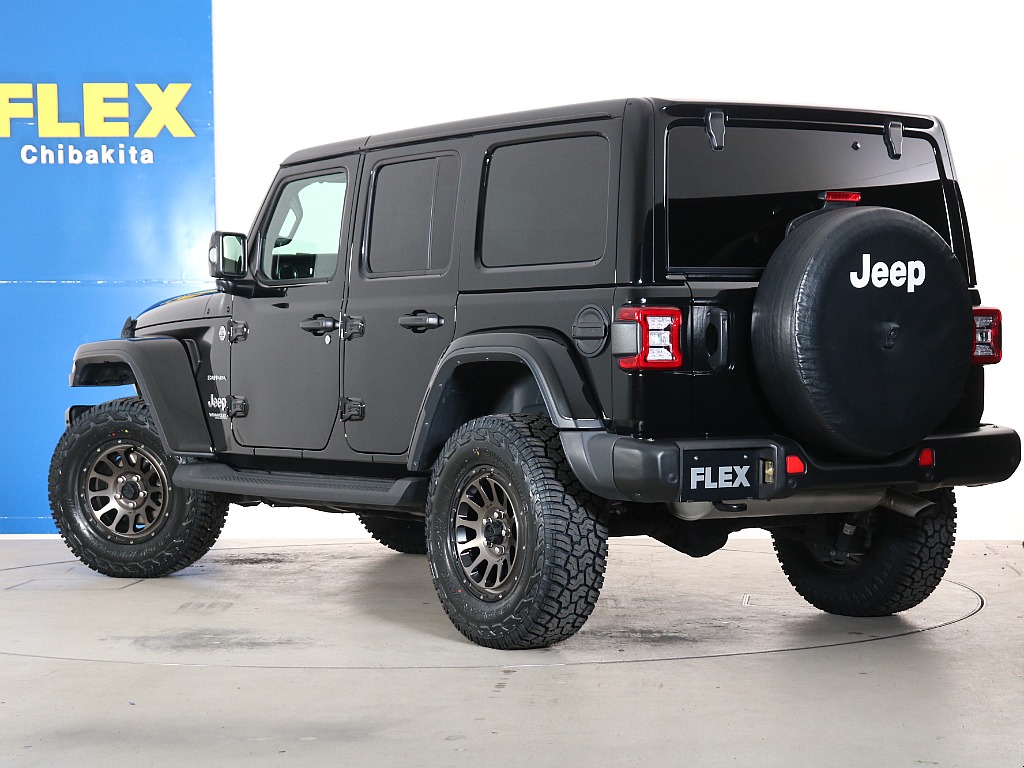 伝統のある角ばったボディー！ブラックボディーと角ばったデザインはたまりませんね！