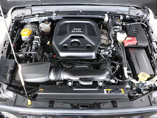 2.000ccのガソリンターボエンジン！燃費性能やパワー面も申し分なし！