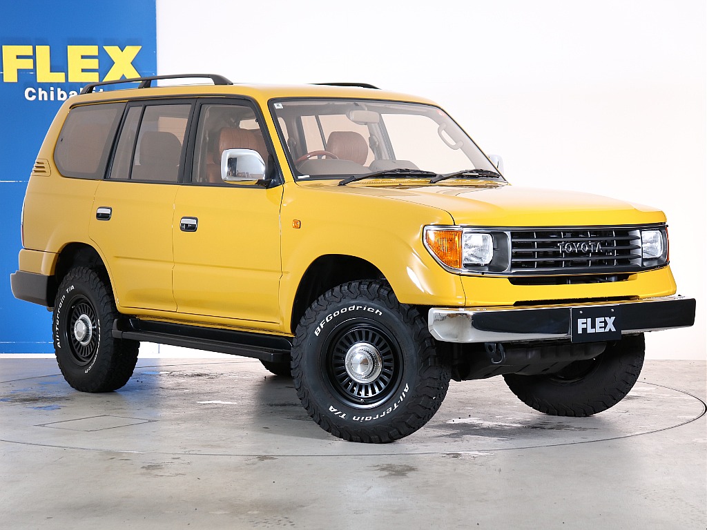 今回のお車は角目にて登場！買取にて入庫いたしましたが状態も良好です♪