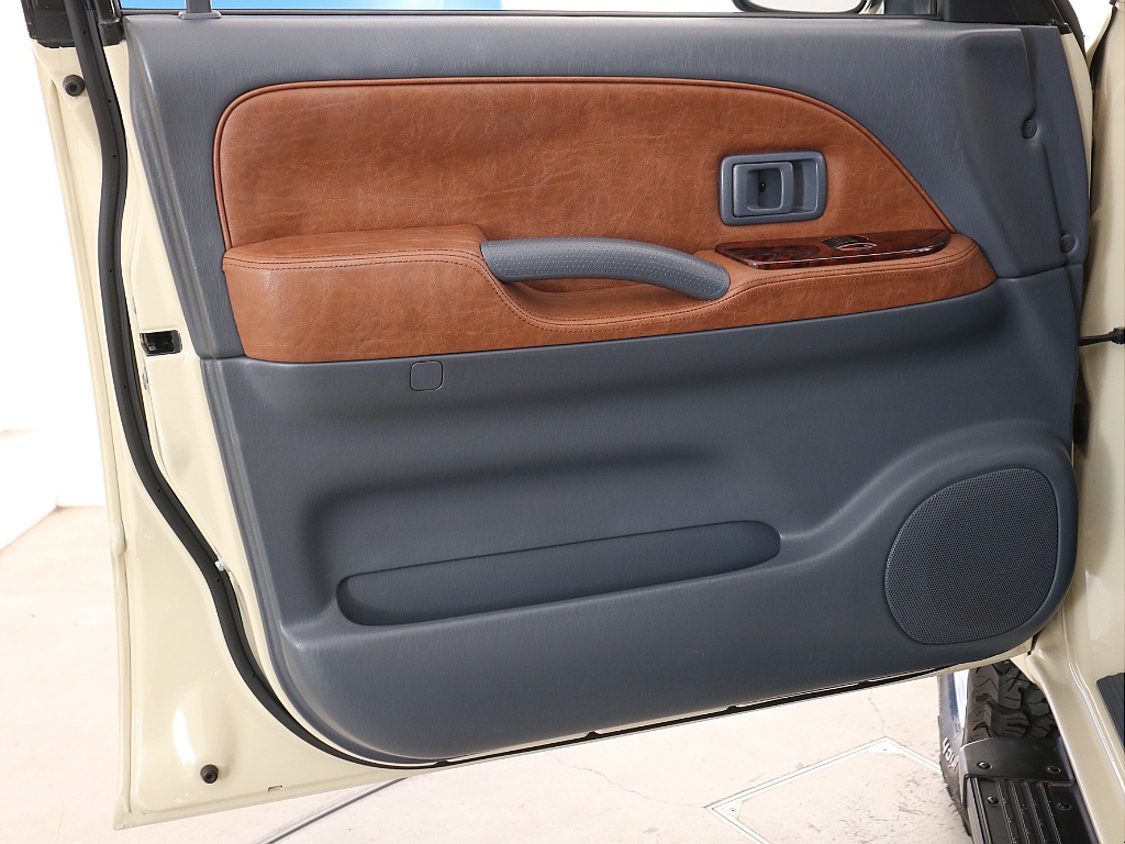 トヨタ ランドクルーザープラド(53枚目)