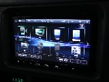 ストラーダ製7インチナビ装着済み！