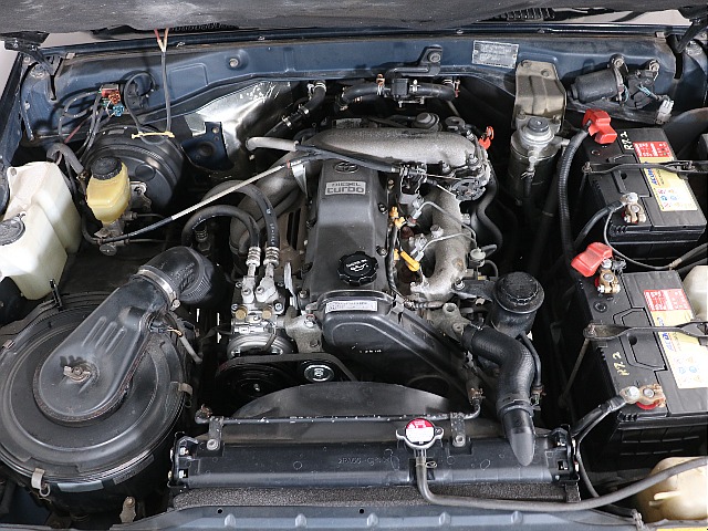 耐久性と燃費性能も評価の高い１KZ3,000㏄ディーゼルターボエンジン！