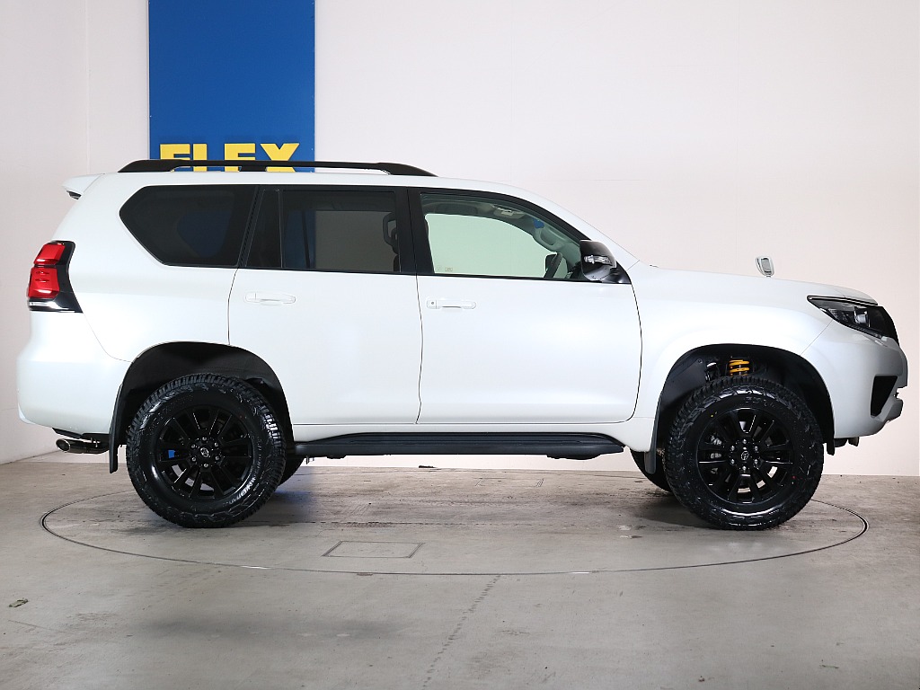 ２インチリフトアップすることで視界も少し上がり、心地いい視線で楽しく運転できます！