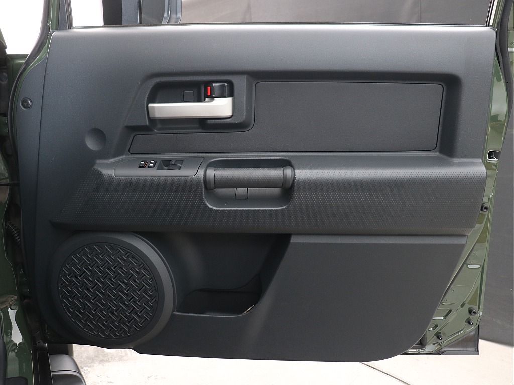 運転席ドアトリム！