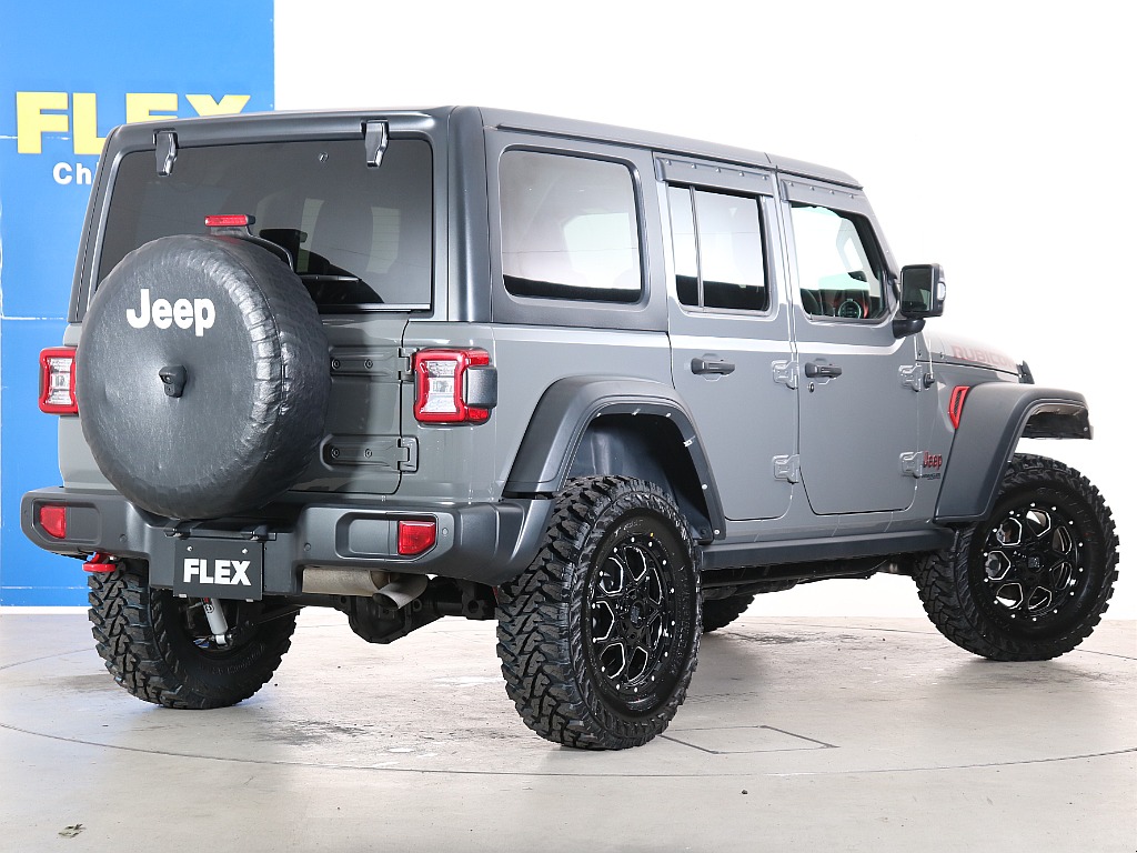 FRPトップとボディの塗り分けがかなりかっこいいですね♪