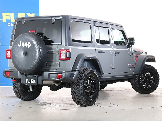 FRPトップとボディの塗り分けがかなりかっこいいですね♪