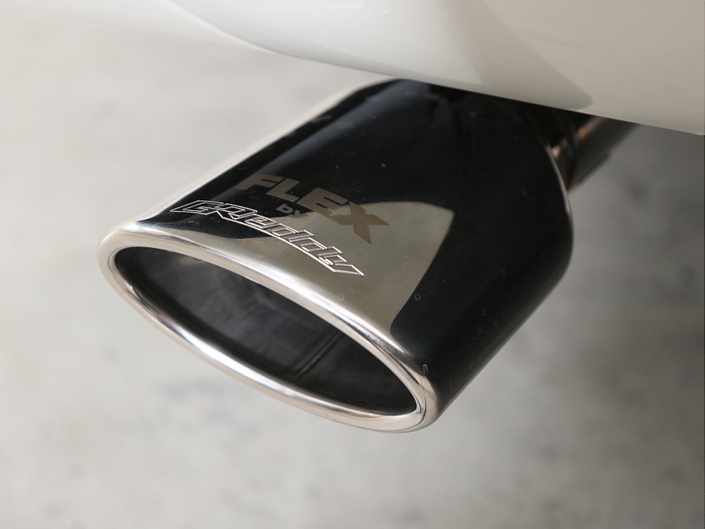 FLEXオリジナルマフラー！