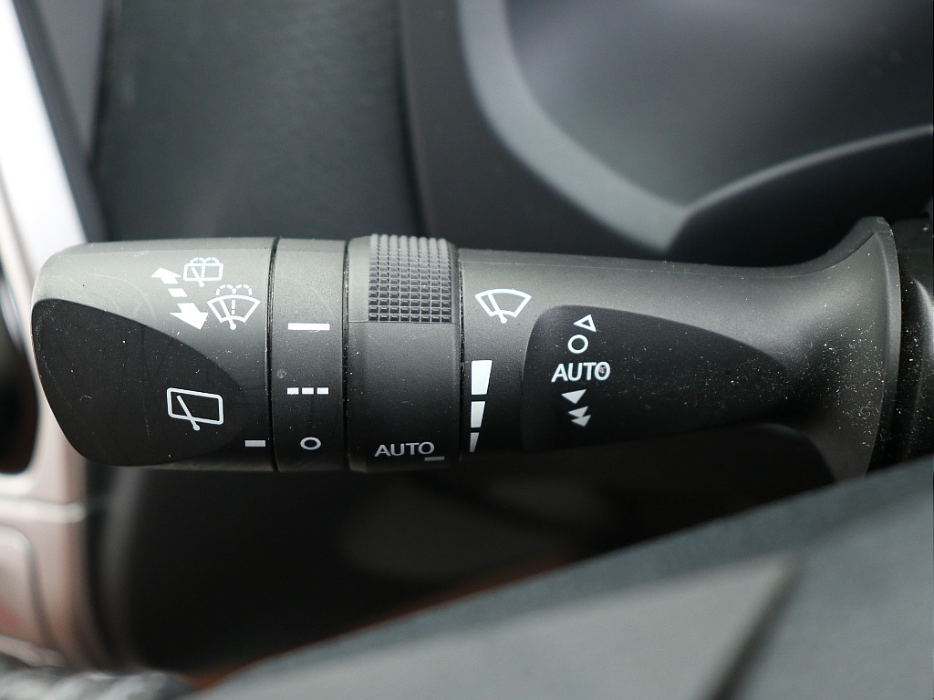 ワイパーレバースイッチ！