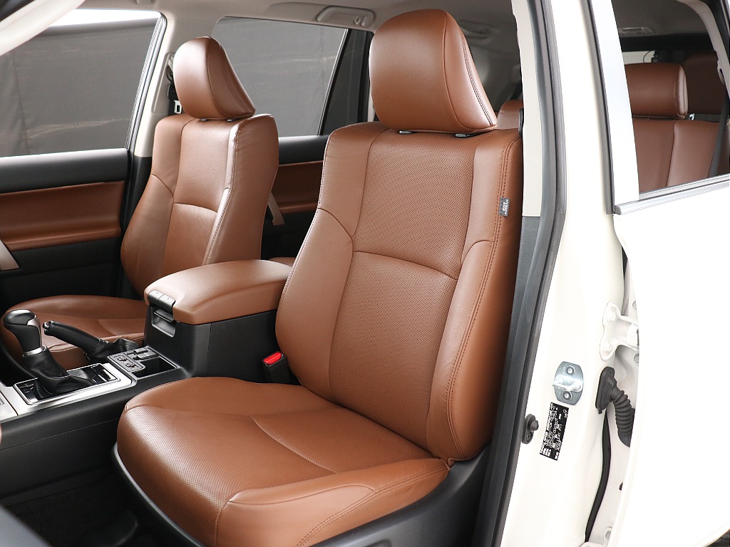 助手席シート！