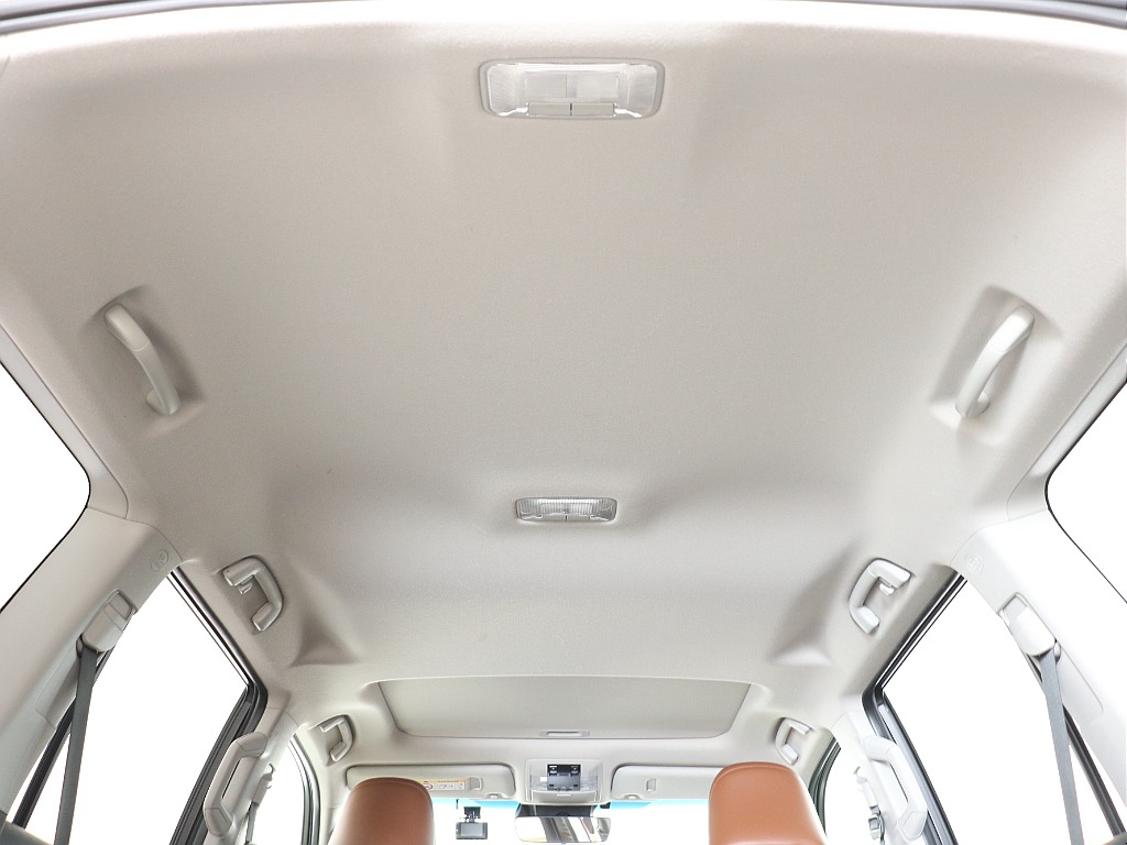 天張りに大きなシミ等は見受けられません！