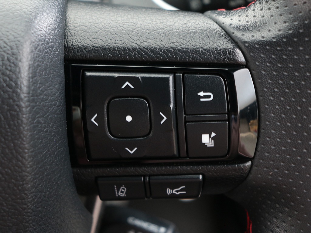 ステアリングスイッチ！