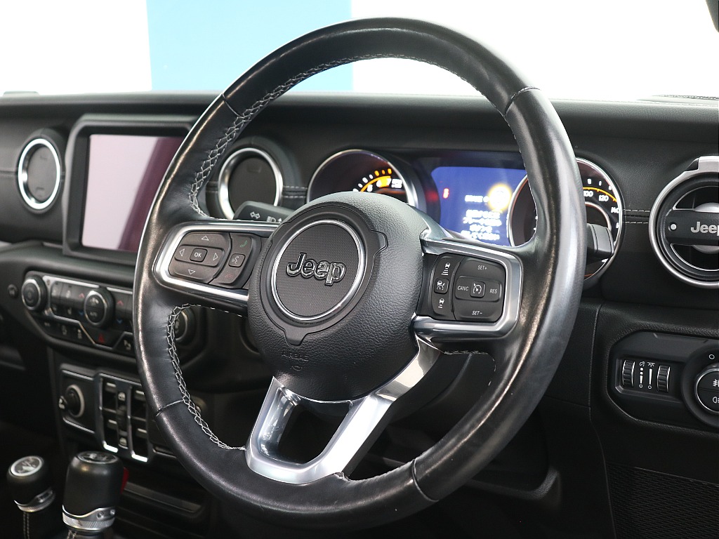 ステアリングの状態もGOOD！