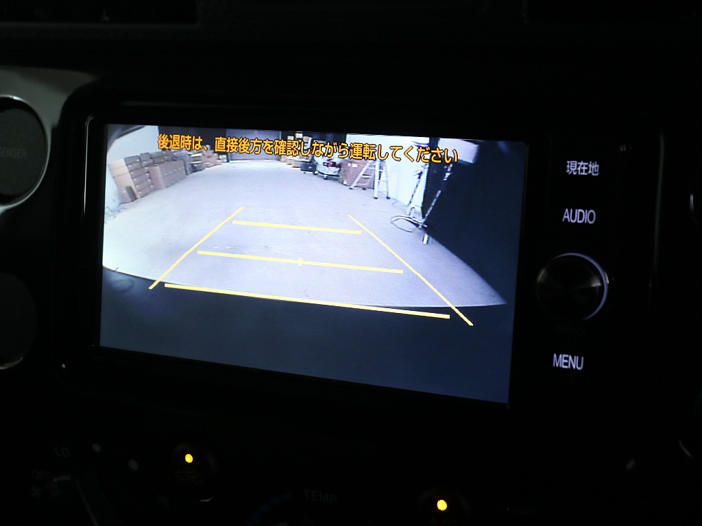 バックカメラも装備！駐車も楽々行えますね！