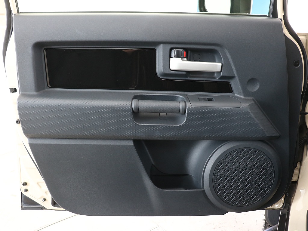 助手席ドアトリム！