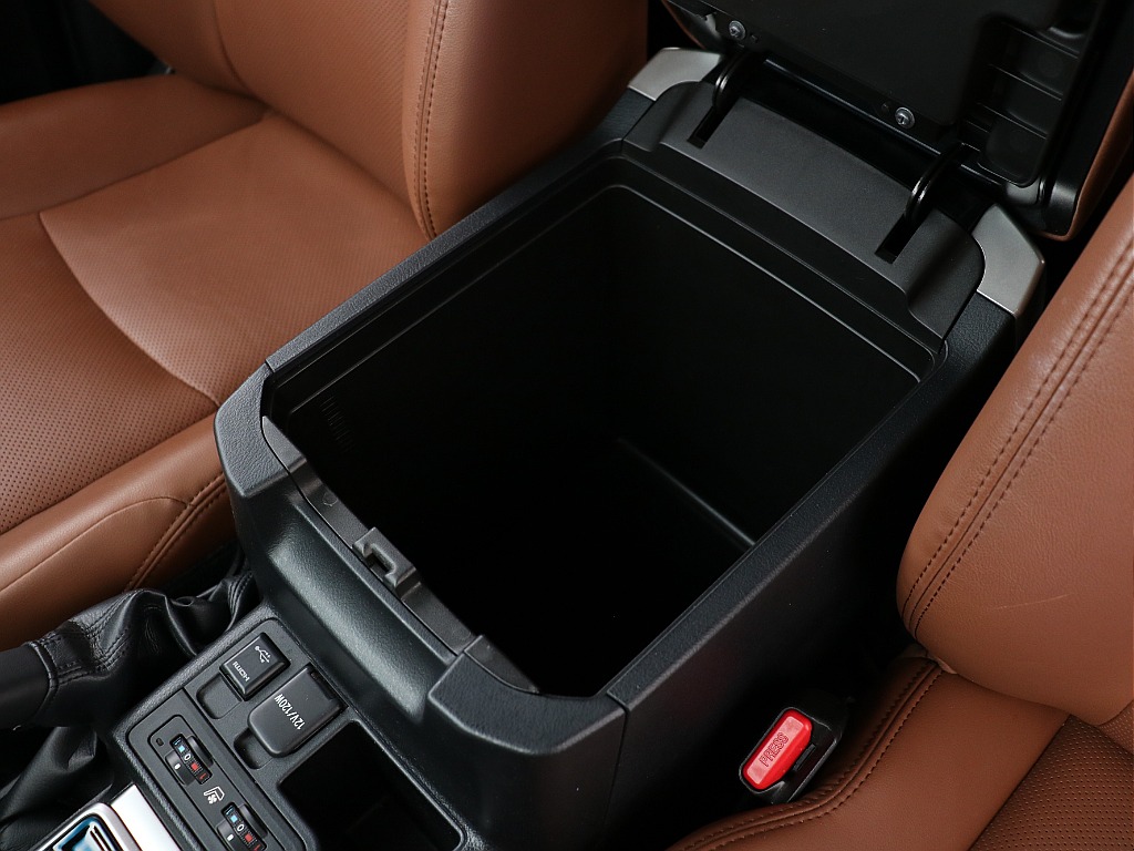 センターコンソール！