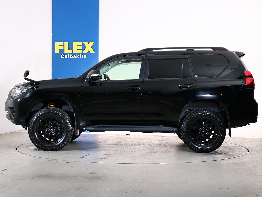 外装に目立った傷等は無く綺麗な状態を維持しております！