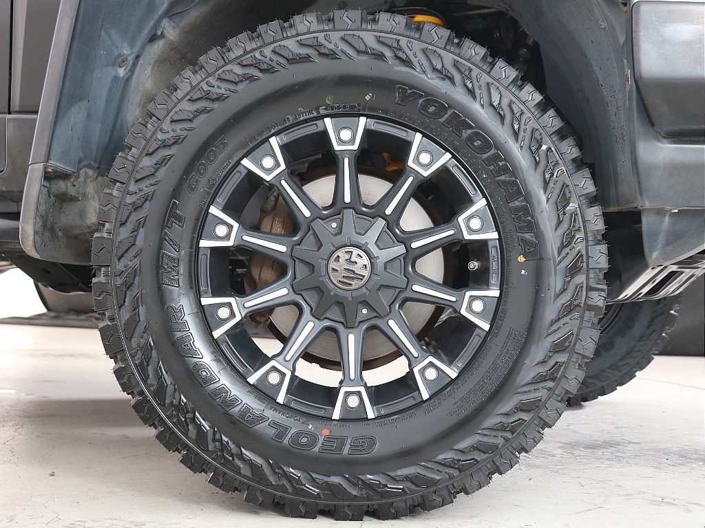 クリムソンMG　MONSTER　AW＆新品ジオランダーMT（275/70/R17)！