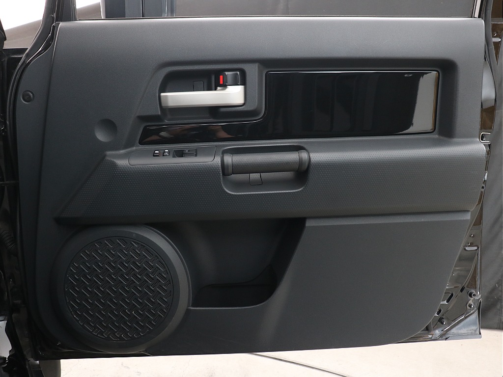 運転席ドアトリム！