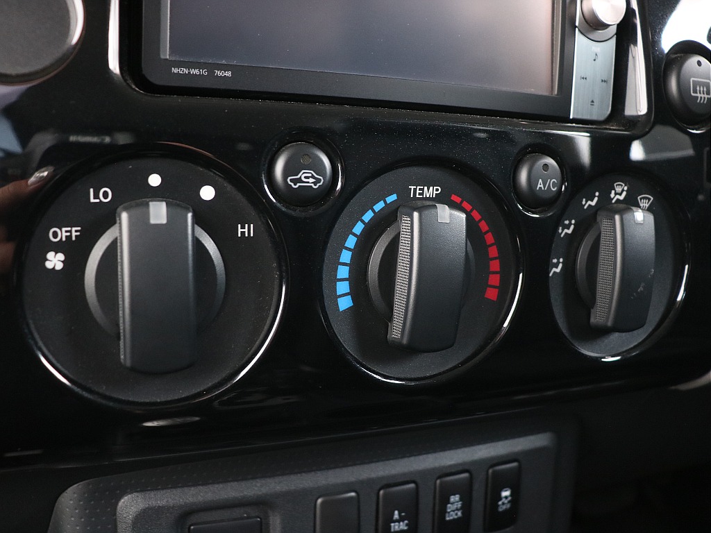 エアコン操作部！