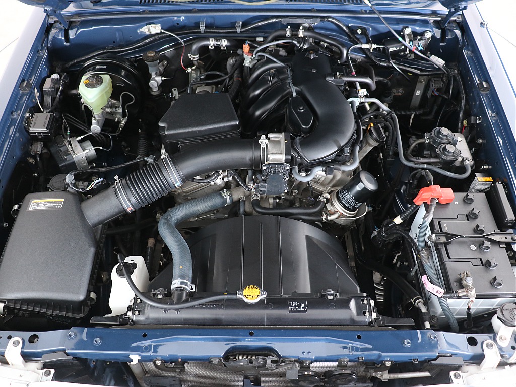 1GR4000ｃｃの定評あるパワフルエンジン搭載！