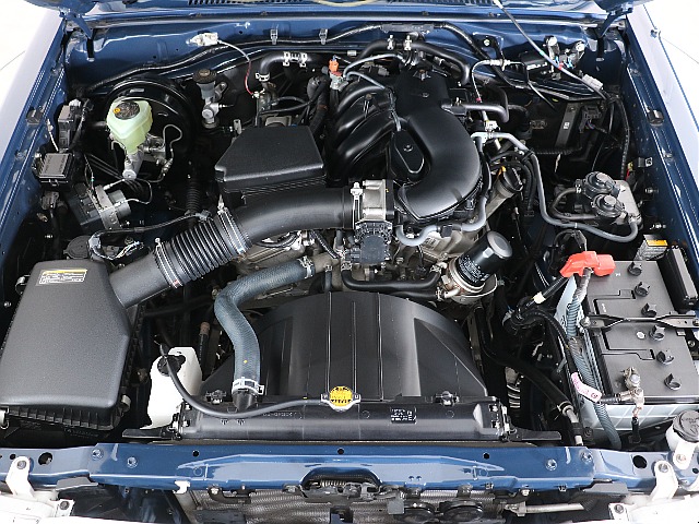 1GR4000ｃｃの定評あるパワフルエンジン搭載！