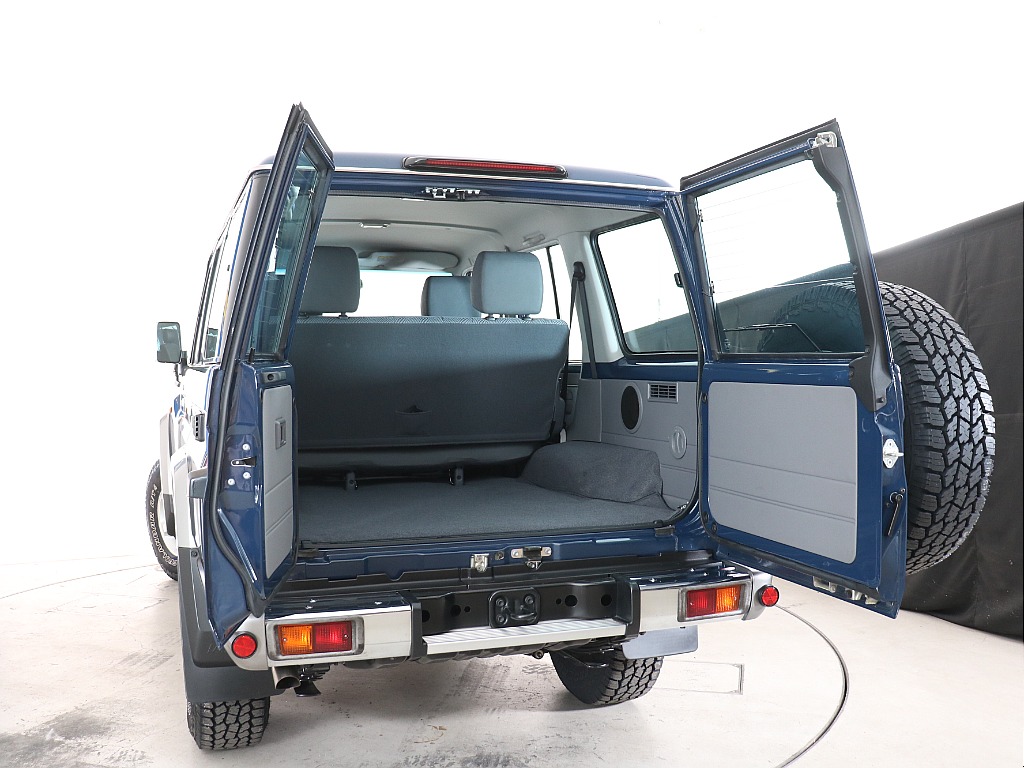 トヨタ ランドクルーザー70(38枚目)