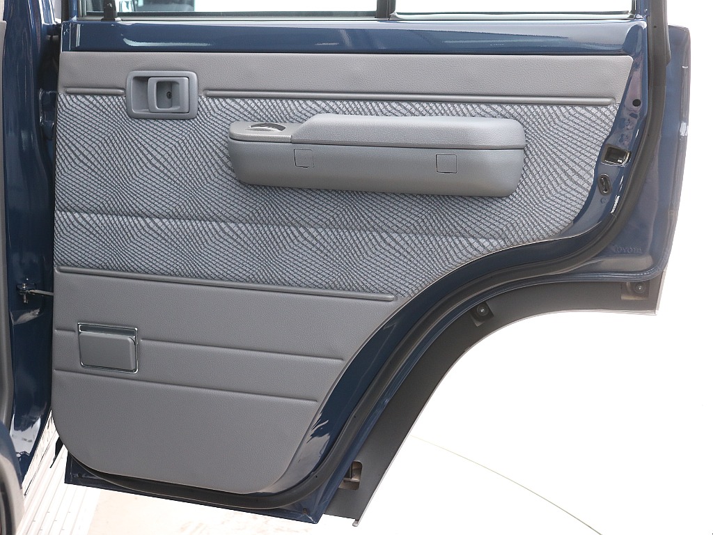 トヨタ ランドクルーザー70(47枚目)